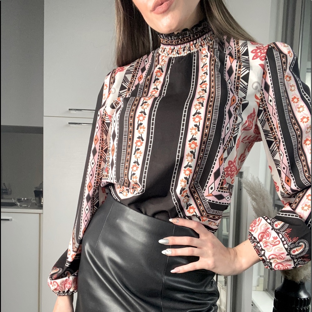 Fashion blouse